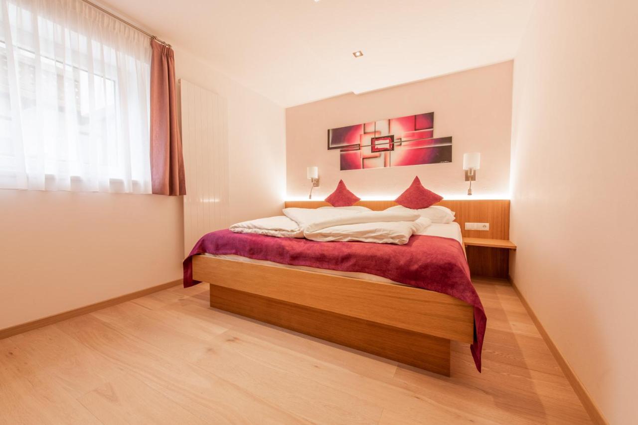 Lapis Monti - Apartments & Suites Бурґузіо Екстер'єр фото