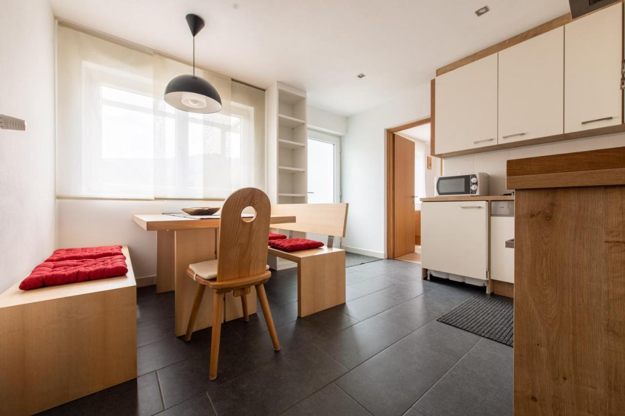 Lapis Monti - Apartments & Suites Бурґузіо Екстер'єр фото